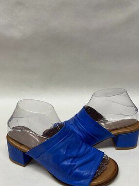 MIZ MOOZ WOMEN'S SLIP ON LEATHER HEELS ROYAL BLUE 37EU / 7US # T-79